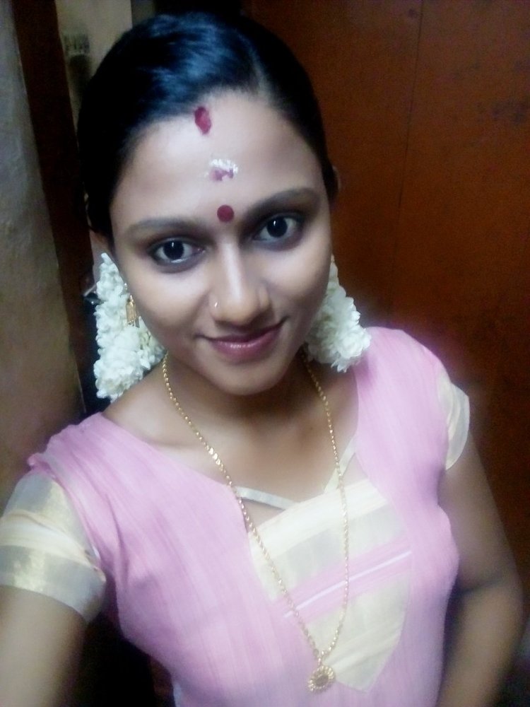 Tamil Sexy Wife Pic Collection Mydesiblog 